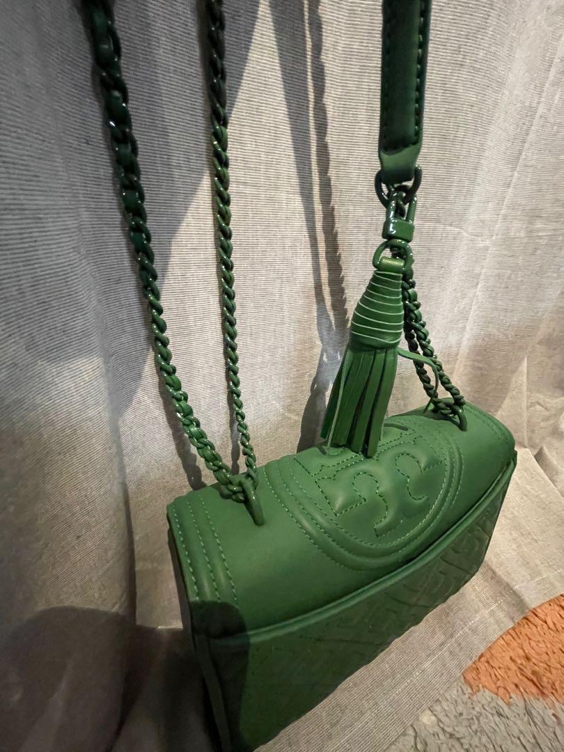 Tory Burch Fleming Shoulder Bag (Green), Women's Fashion, Bags & Wallets,  Shoulder Bags on Carousell