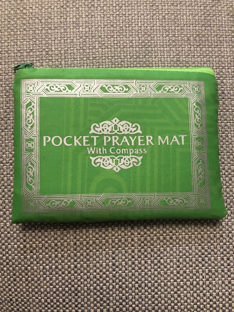 Travel prayer mat & compass, Hobbies & Toys, Memorabilia & Collectibles
