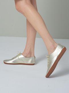 Trixie II - Gold

Anothersole