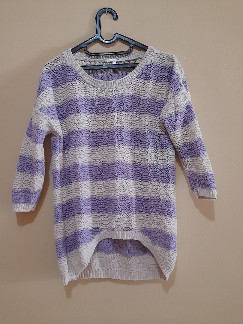Valleygirl knitwear Size S Preloved