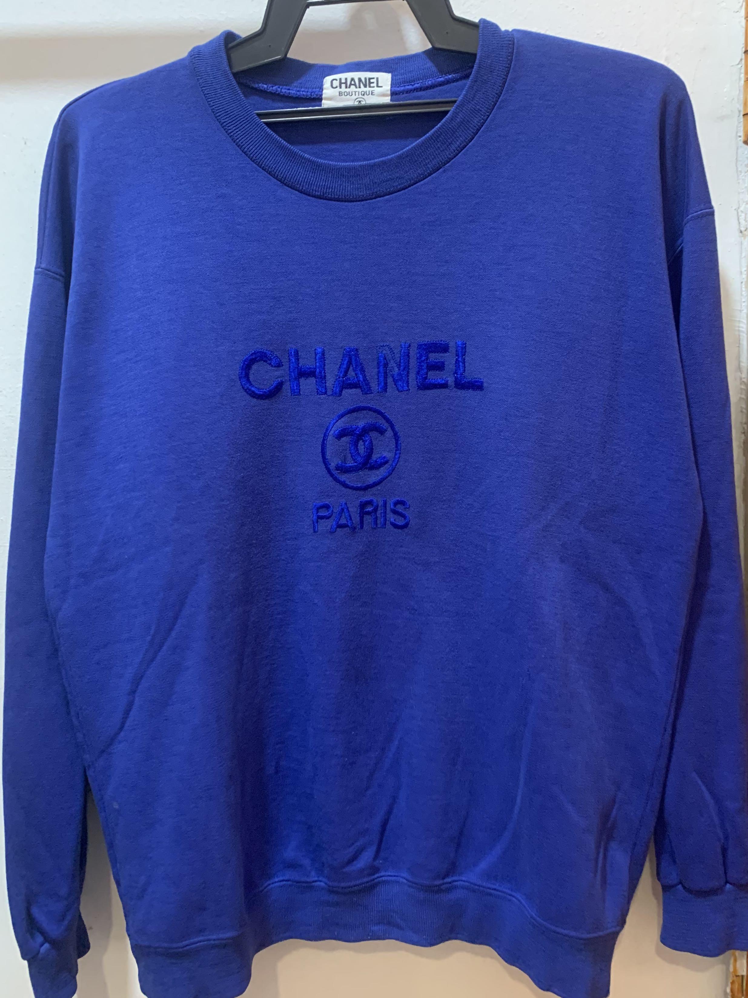 Vintage best sale chanel sweatshirt