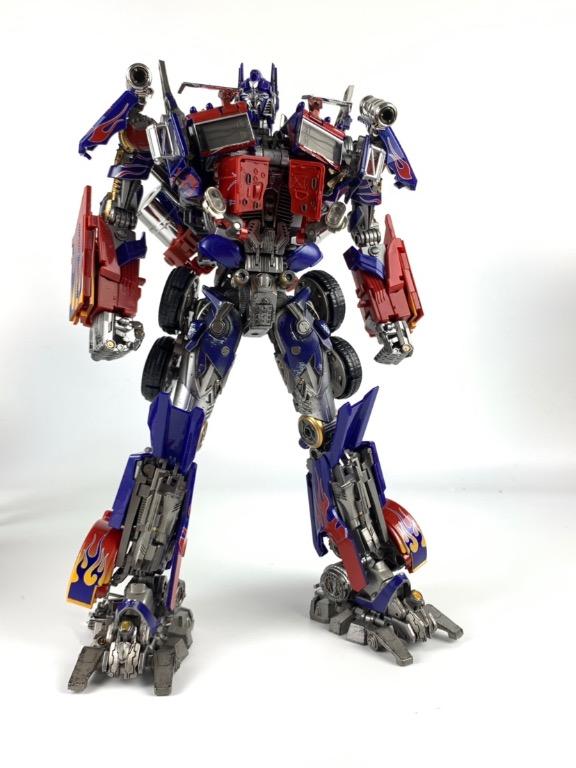 Transformers wei sales jiang optimus prime