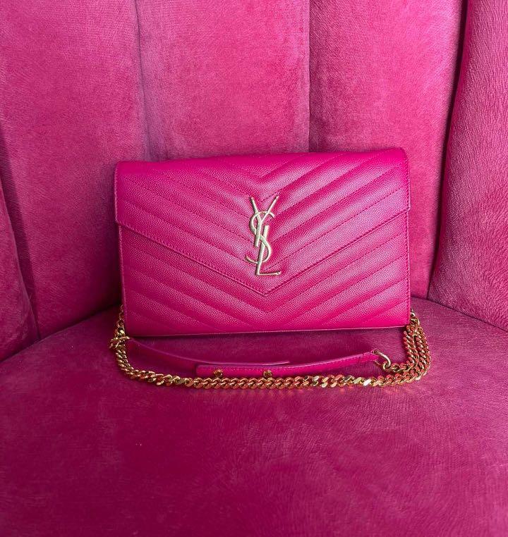 YSL Wallet on chain in grained leather (Category: Luxury Bags & Wallets) located in Manila. Submitted by dendc (Listing ID 1150012004, Image 1). Description: With entrupy.