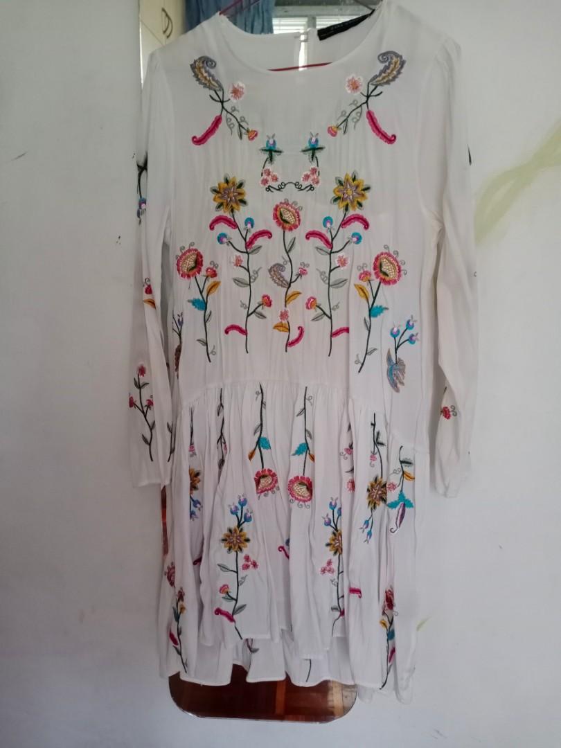long floral yellow dress Gabriella Yellow Bloom Maxi Dress – Natrosa main image 0