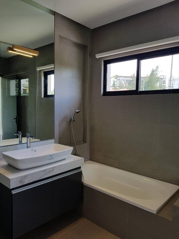 3BR House and Lot Bloomfields Tagaytay Cavite near Skyranch, Wind