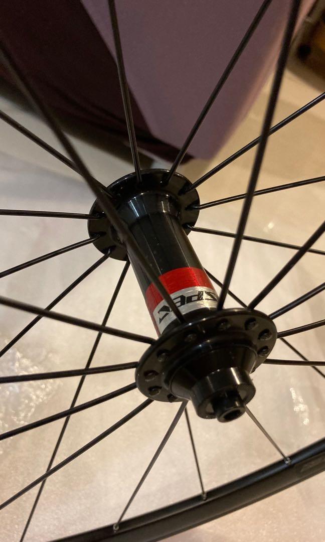 700c Retrospec Racing 8 wheelset rim brake, Sports Equipment