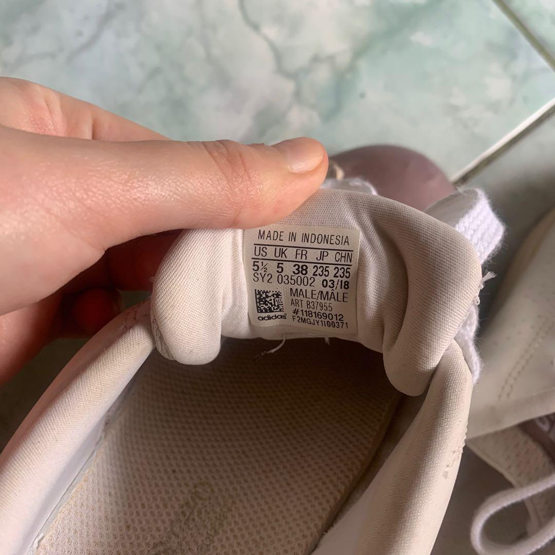 Adidas neo white pink Fesyen Wanita Sepatu di Carousell