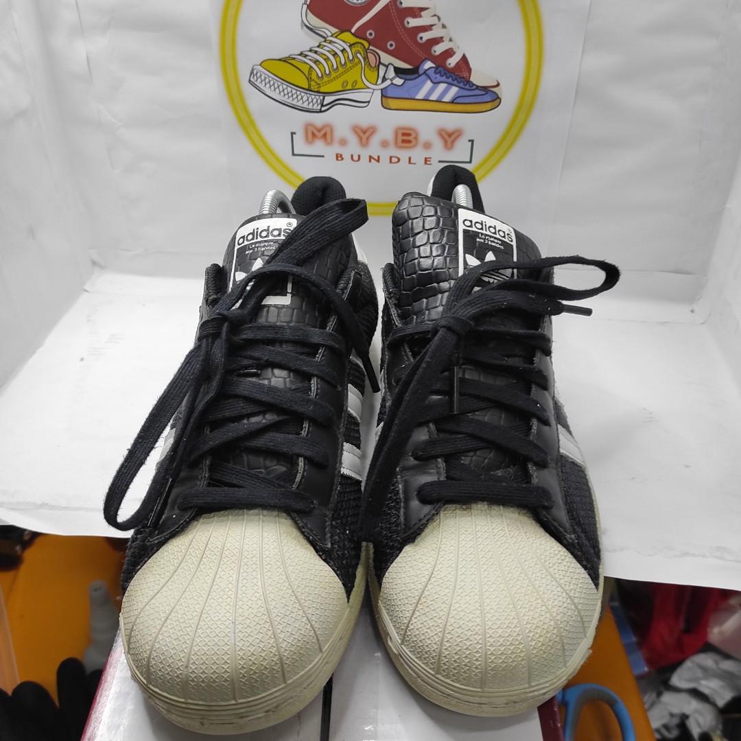 Adidas superstar top 2 size 9.5