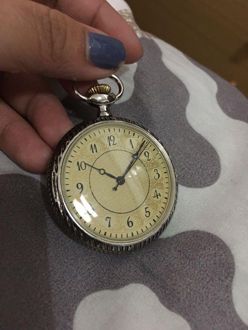 Antique pocket watch (Category: Women's Watches) located in Naga. Submitted by luckyjewels (Listing ID 1150248162, Image 2). Description: .