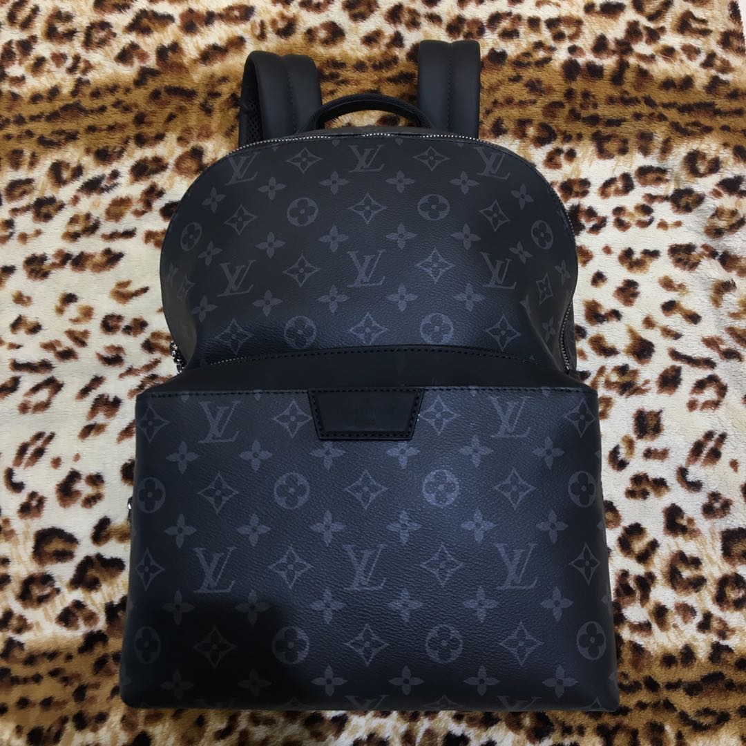 Louis Vuitton back pack tas ransel LV original paling kuat dan best seller  seri ini jual murah jual rugi kondisi masih like new dan very good