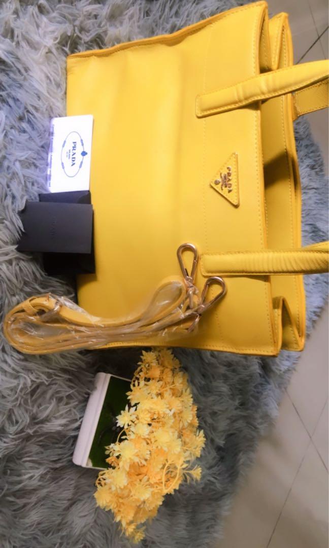 Beg prada original outlet murah