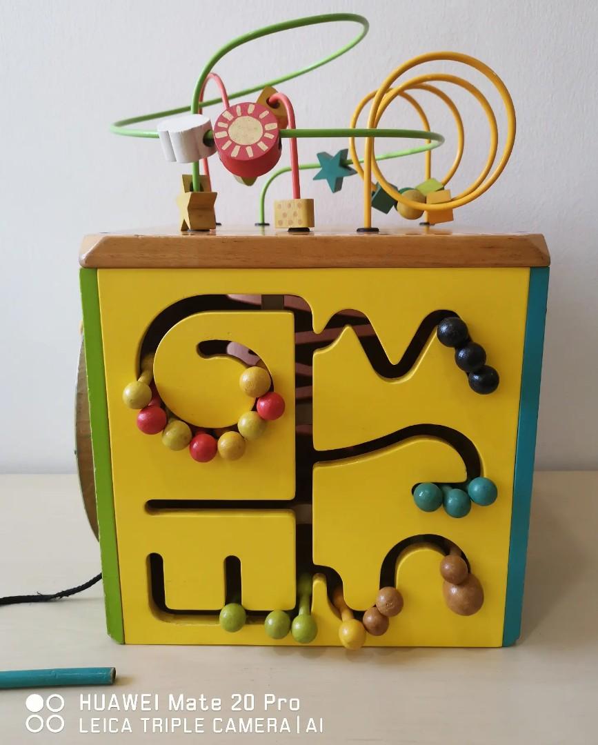 Parents top activity cube