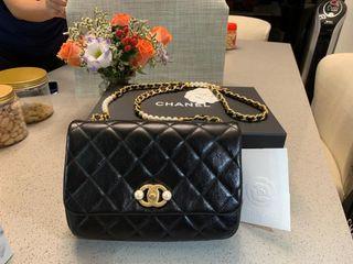 Chanel Pearl Bag (Small)