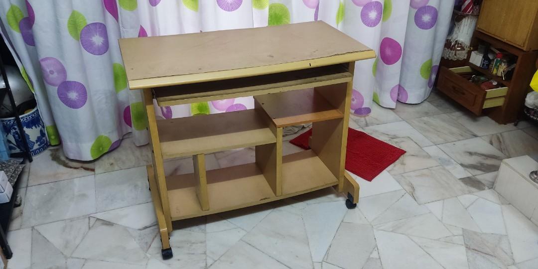 Computer table (Category: Furniture) located in Kuala Lumpur. Submitted by destiny_gunpla (Listing ID 1150367340, Image 1). Description: Heavily used computer table around 15years Self pick up at sentul Price can nego.