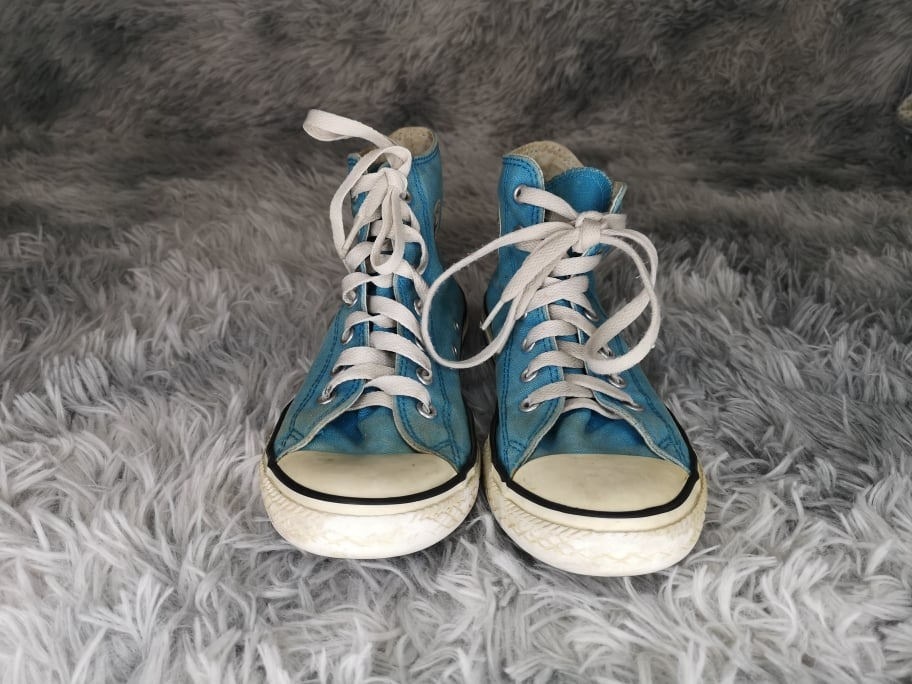 Light blue chuck taylors high tops discount