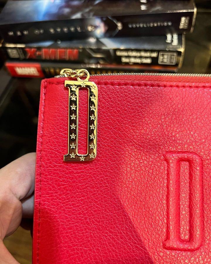 Dior VIP pouch (Category: Luxury Bags & Wallets) located in Cavite. Submitted by rraaa32 (Listing ID 1150260007, Image 3). Description: .