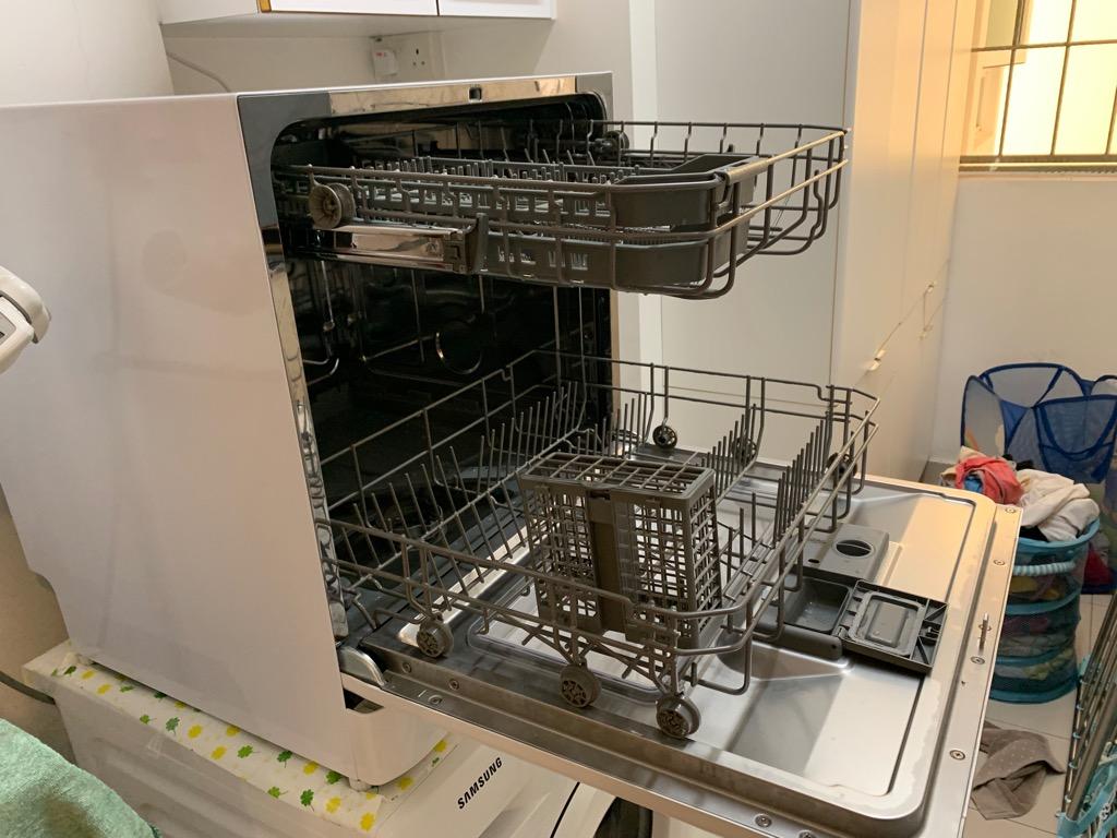 ELECTROLUX ESF6010BW 55CM COMPACT TABLETOP DISHWASHER, TV & Home