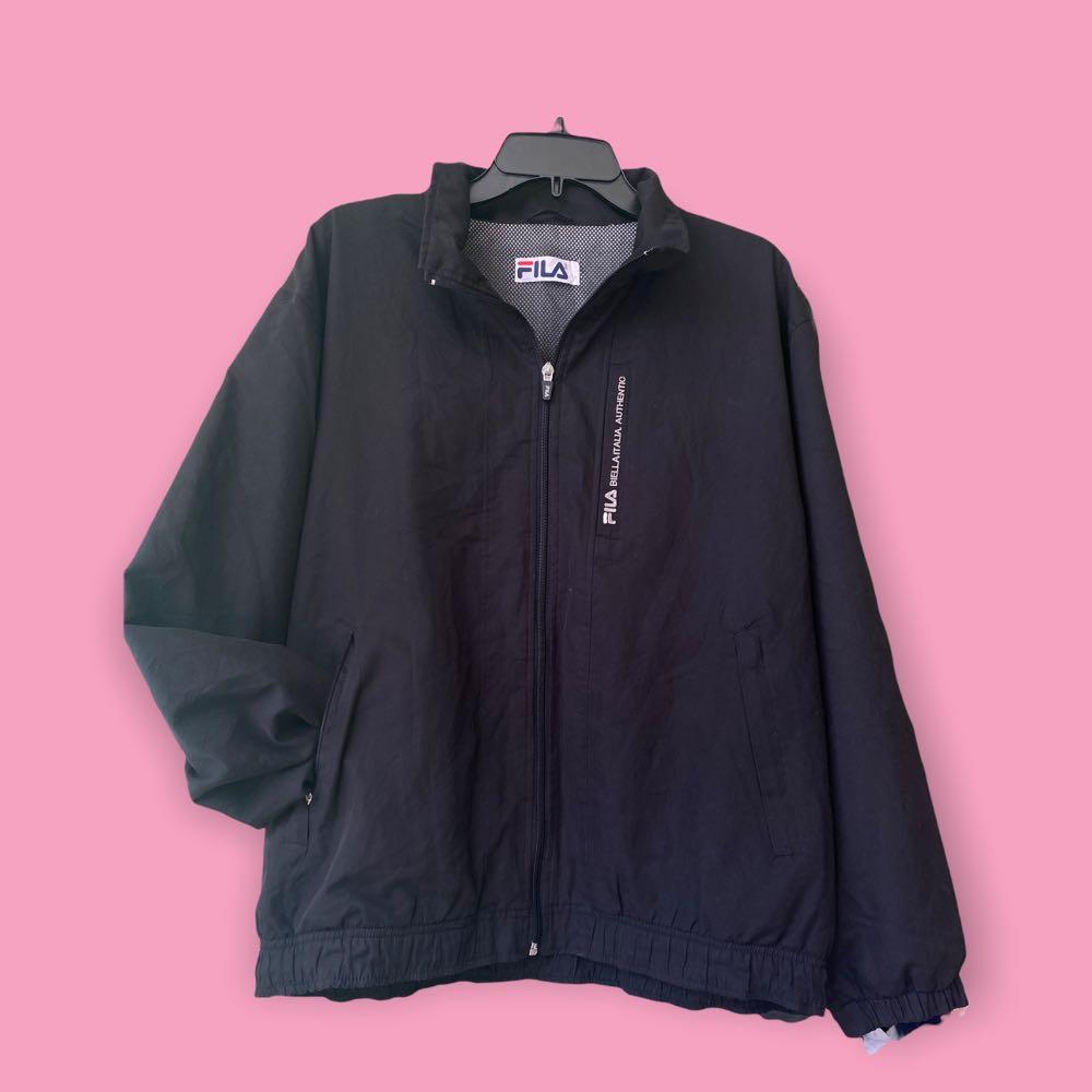 fila black HQ windbreaker Men s Fashion Coats Jackets and Outerwear on Carousell