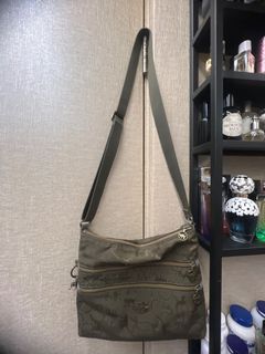 （分類：）位於 。 由 misssychan 提交（商品編號 1150397426，圖片 1）。簡介： 。