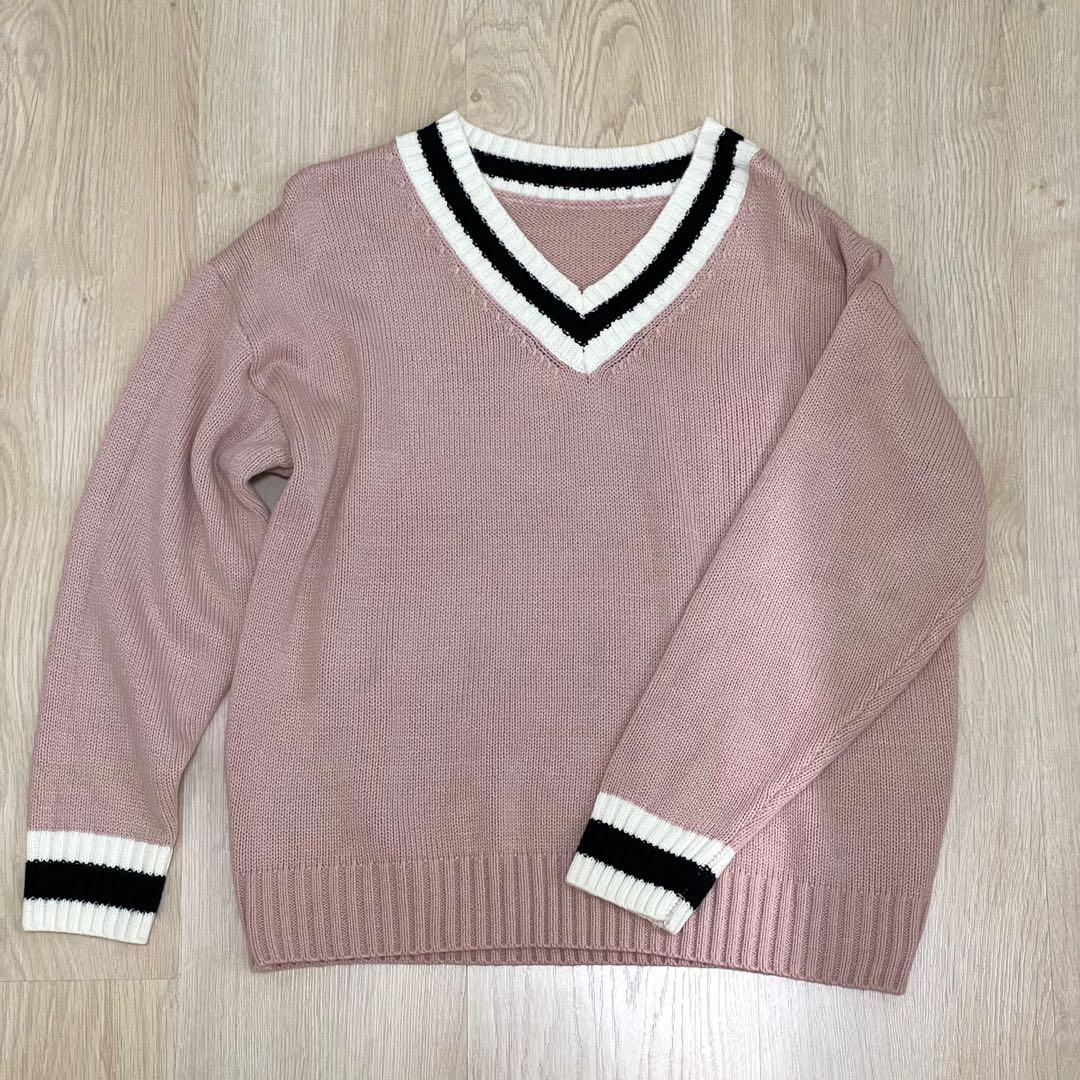 grey pink sweater