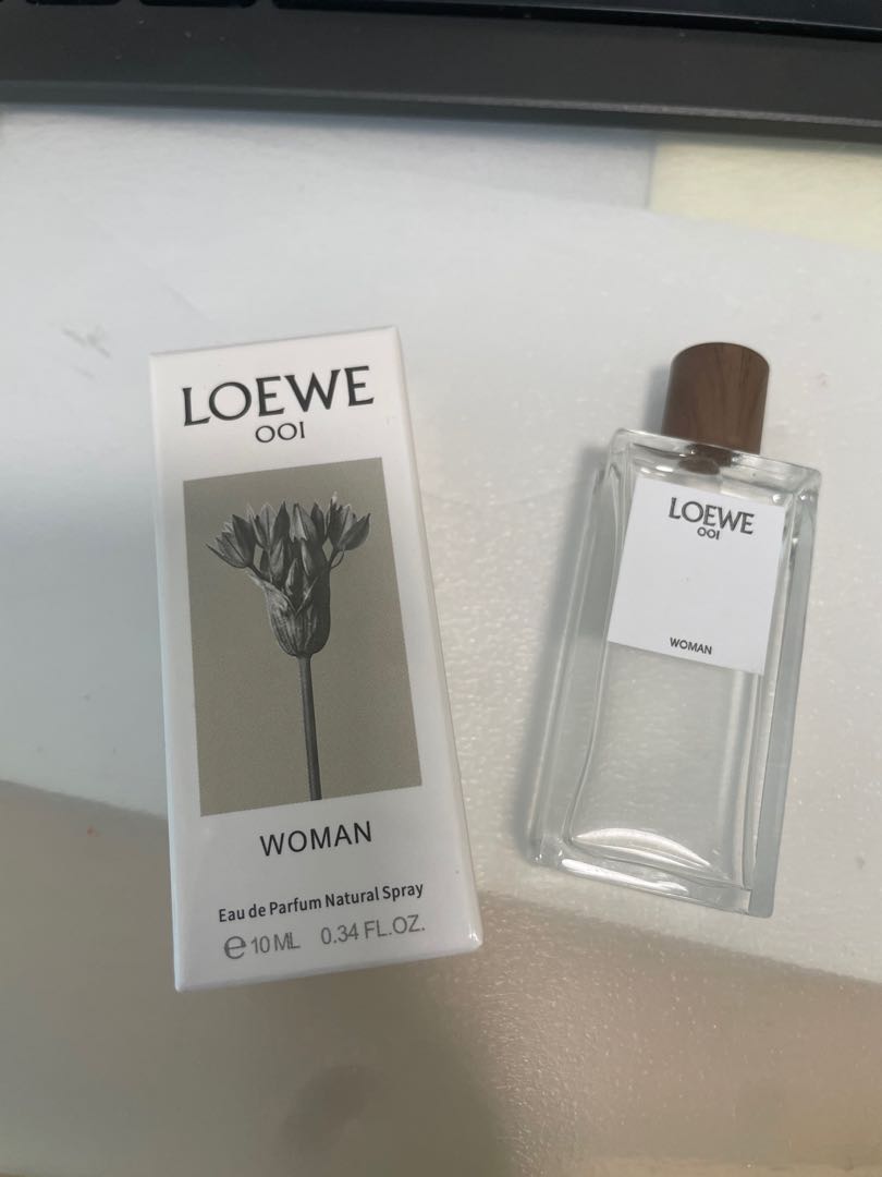 Loewe 001 woman perfume 10ml, 美容＆化妝品, 健康及美容 香水＆香體噴霧 Carousell