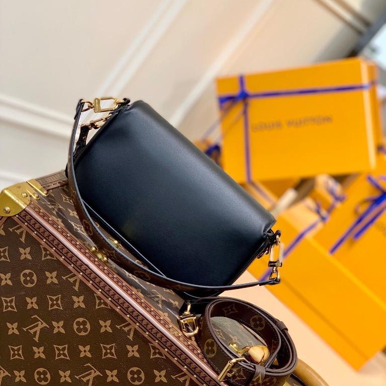 Louis Vuitton 2022 SWING mini bag - New condition with original box,  Women's Fashion, Bags & Wallets on Carousell