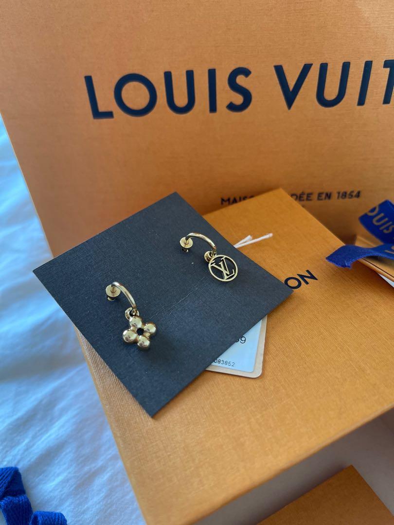 Louis Vuitton BLOOMING EARRINGS worth $505 full set BNIB