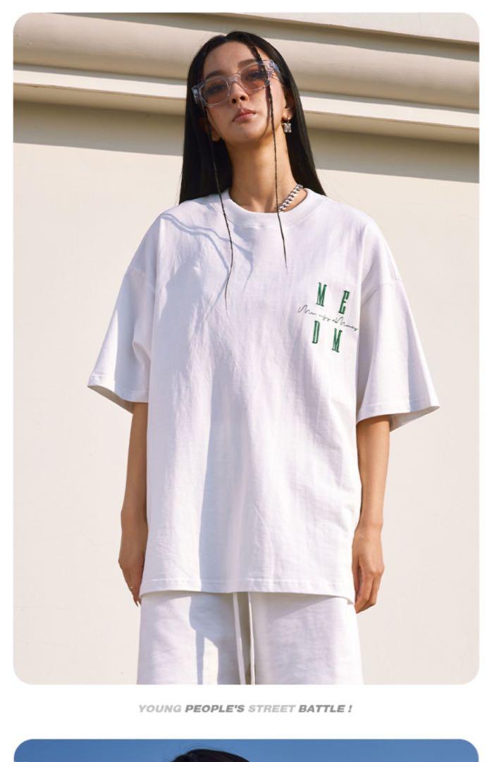 MEDM basic logo TEE (Category: Tshirts & Polo Shirts) located in Singapore. Submitted by mighty_hype (Listing ID 1150248744, Image 3). Description: Local Direct Seller MEDM Couples Tee Few colour left stock after Preorder will arrive in 30days.