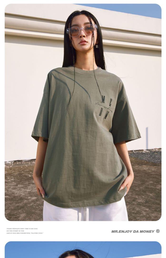 MEDM basic logo TEE (Category: Tshirts & Polo Shirts) located in Singapore. Submitted by mighty_hype (Listing ID 1150248744, Image 2). Description: Local Direct Seller MEDM Couples Tee Few colour left stock after Preorder will arrive in 30days.