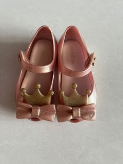 (Category: ) located in . Submitted by littlethings_sg (Listing ID 1150247691, Image 1). Description: .