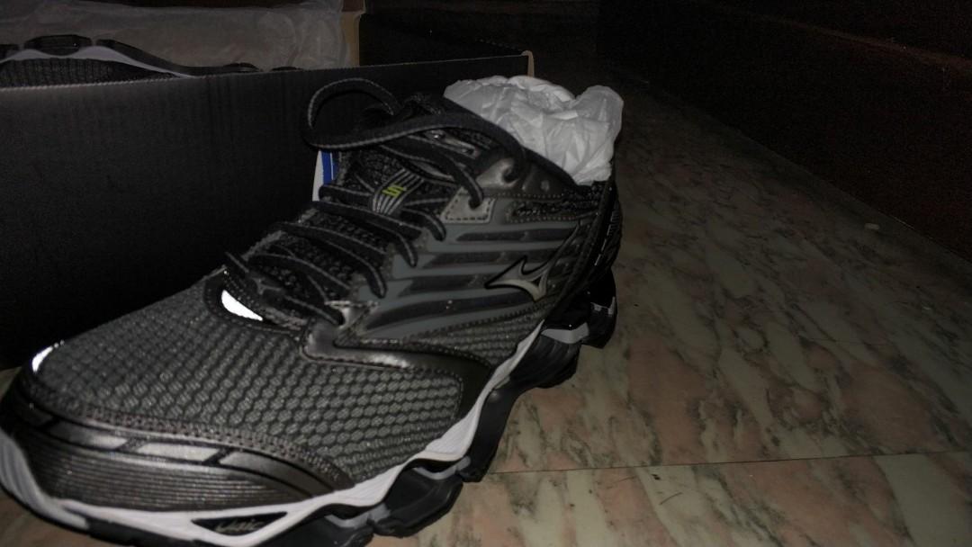 Mizuno Wave Prophecy 5 Grey, Men's Fashion, Footwear, Casual shoes on  Carousell