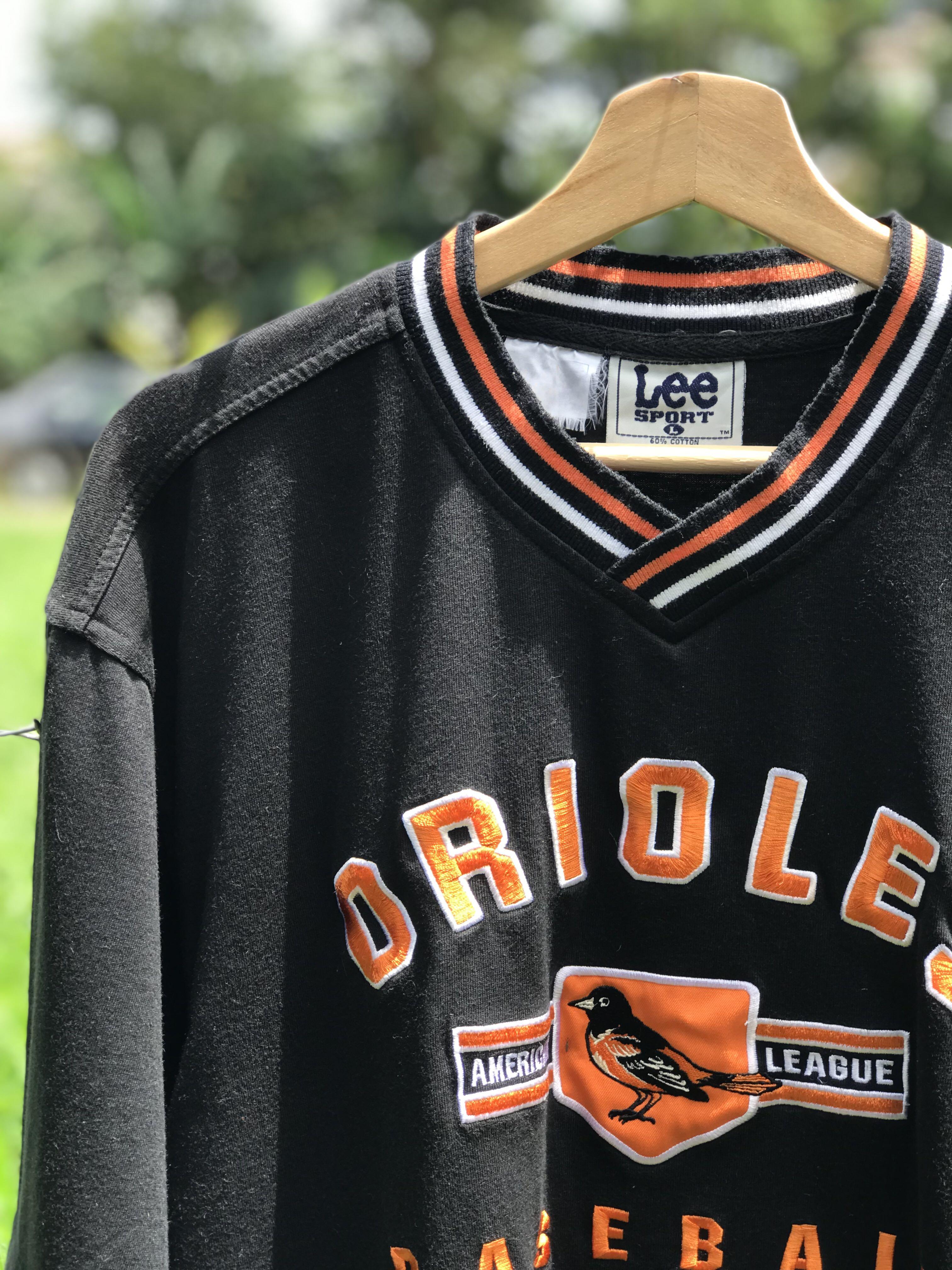 Vintage 90s Baltimore Orioles MLB Baseball Majestic Gray Large Jersey