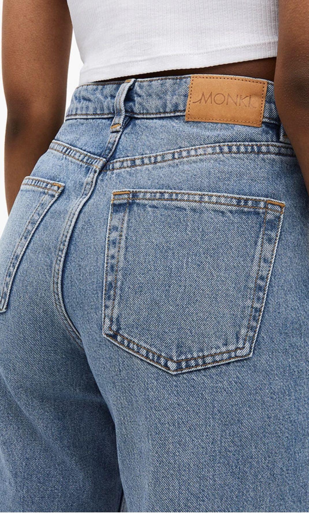 Monki yoko outlet mid blue jeans