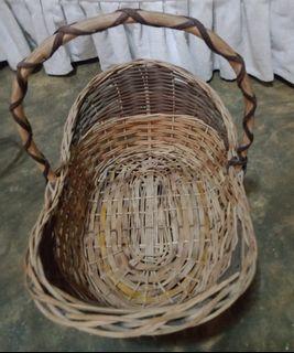 Native basket w/ handle