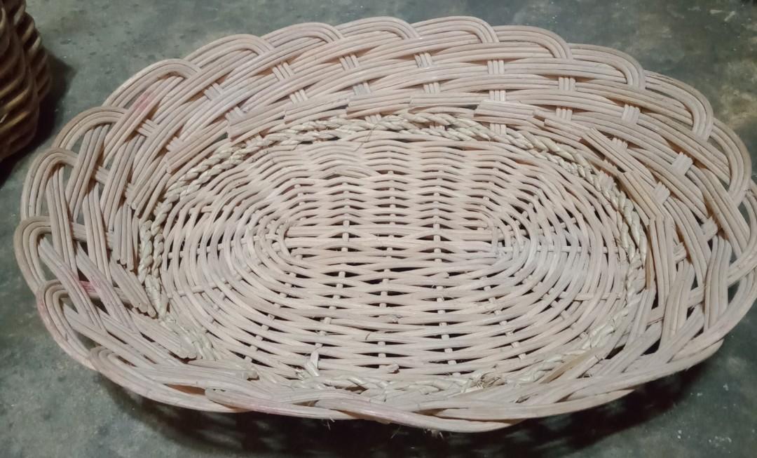 Oval Native fruit basket (Category: Gift Baskets & Hampers) located in Quezon City. Submitted by Dbakerbel_th (Listing ID 1150257806, Image 1). Description: ✅13" Width ✅15" Length.