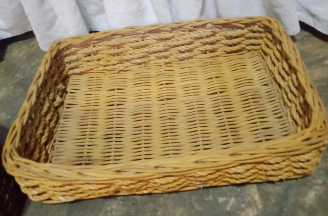 Native Rectangle pastry basket, tray storage organizer or fruit basket (Category: Gift Baskets & Hampers) located in Quezon City. Submitted by Dbakerbel_th (Listing ID 1150224961, Image 1). Description: ✅12" Width ✅16" Length ✅3" Height.