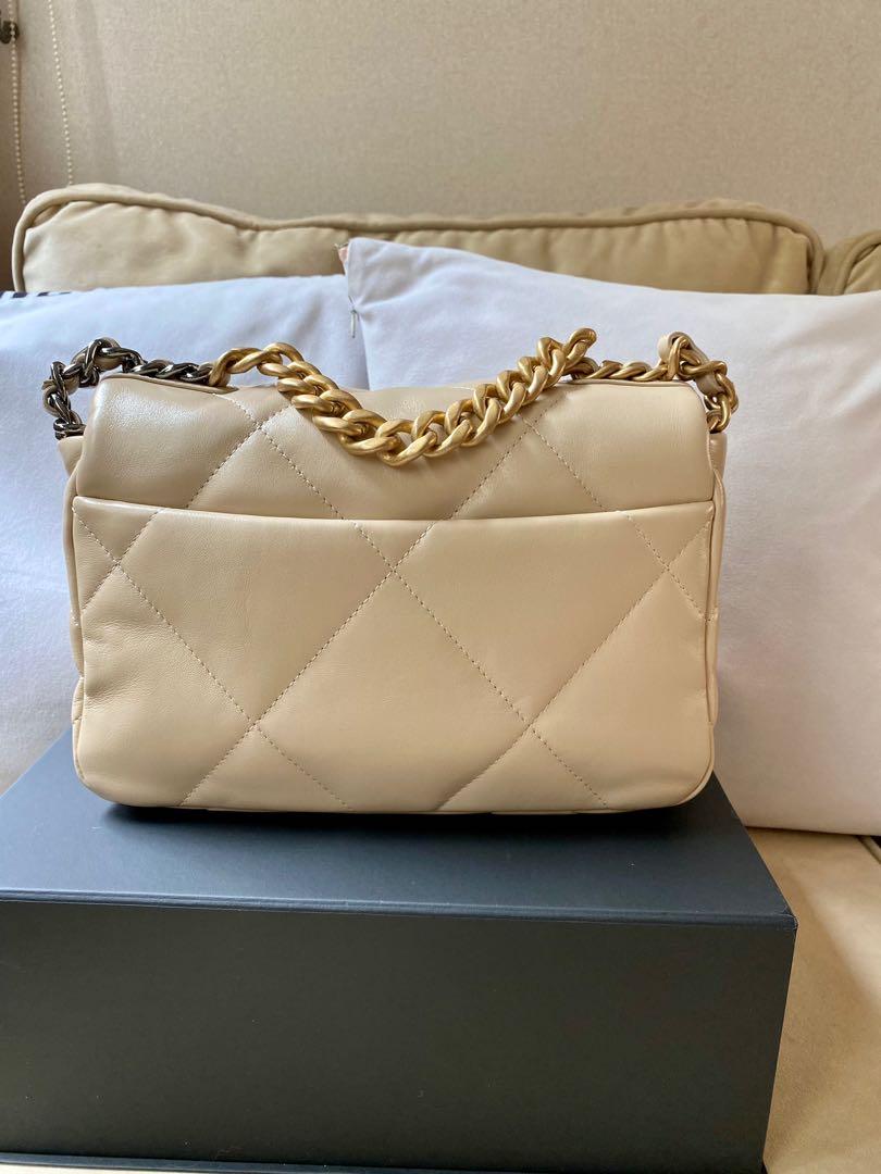 NEW CHANEL 19 SMALL 22S LIGHT BEIGE LAMBSKIN LEATHER CLASSIC FLAP BAG GOLD  NUDE, Women's Fashion, Bags & Wallets, Shoulder Bags on Carousell