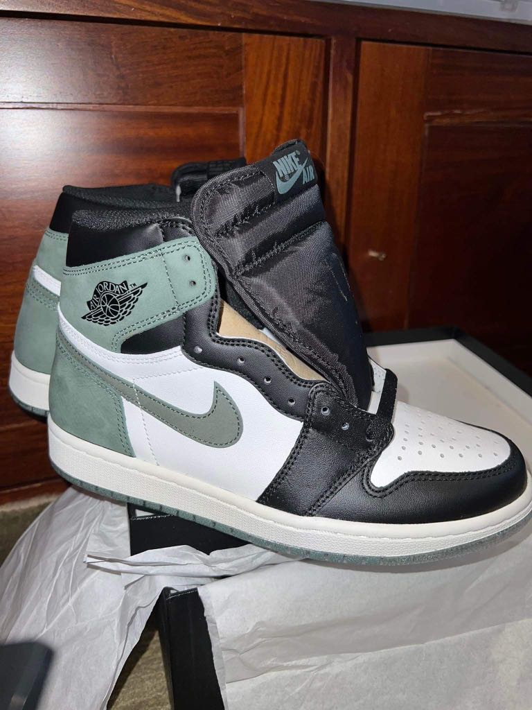 Jordan outlet clay green