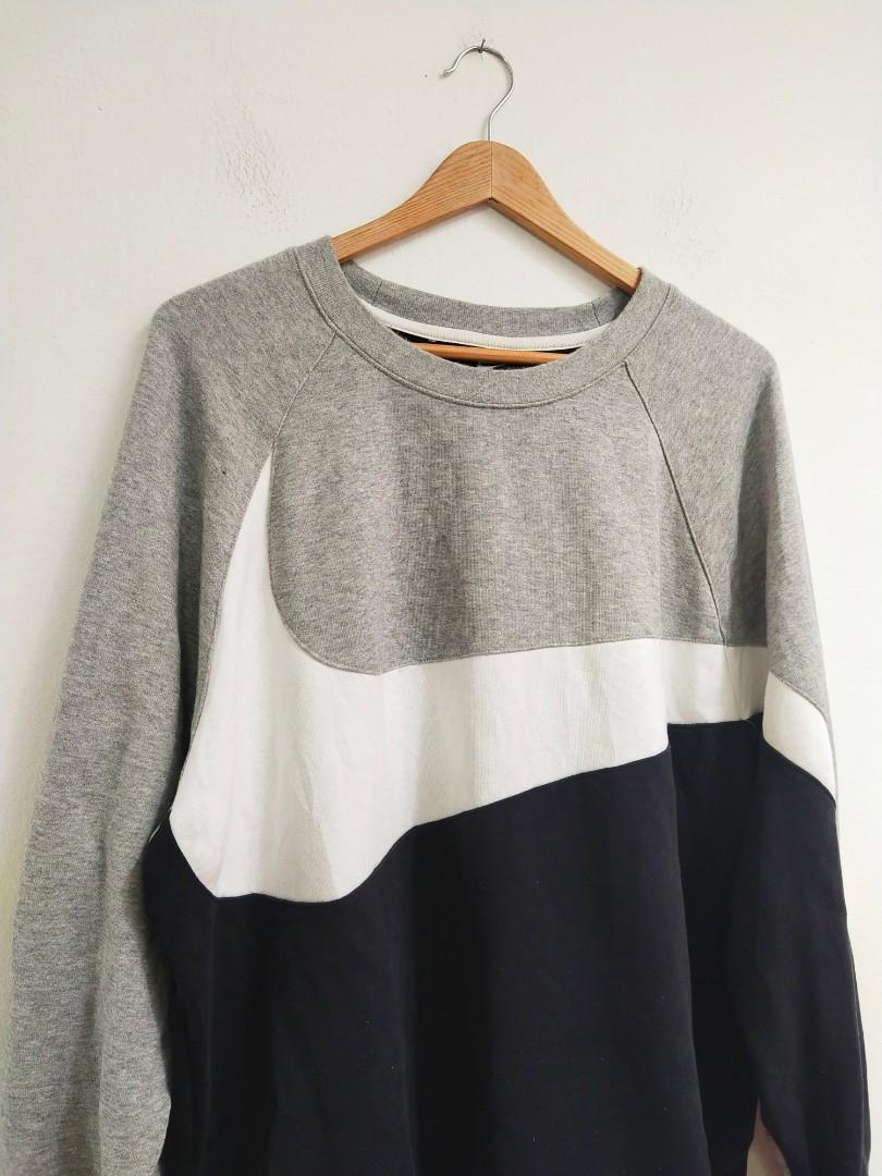 Large swoosh sweatshirt hot sale