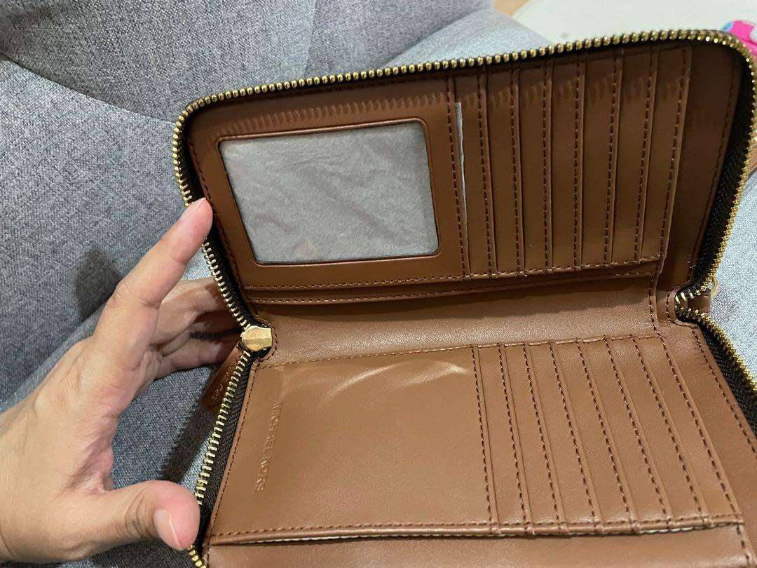 Michael Kors Jet Set Travel Large Flat Multifunction Phone Case Wallet Brown