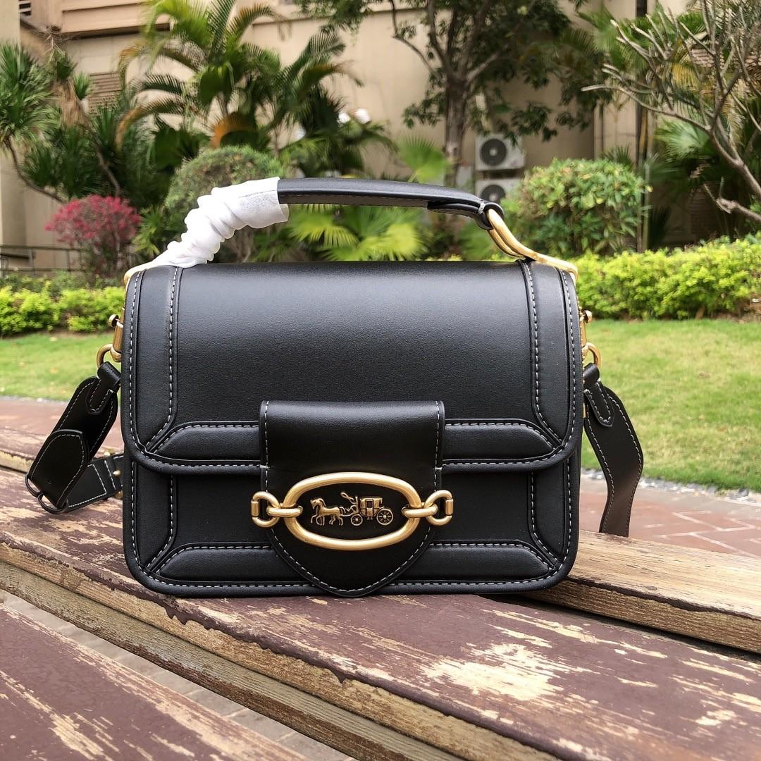 Original Coach Sling Bag, Luxury, Bags & Wallets on Carousell