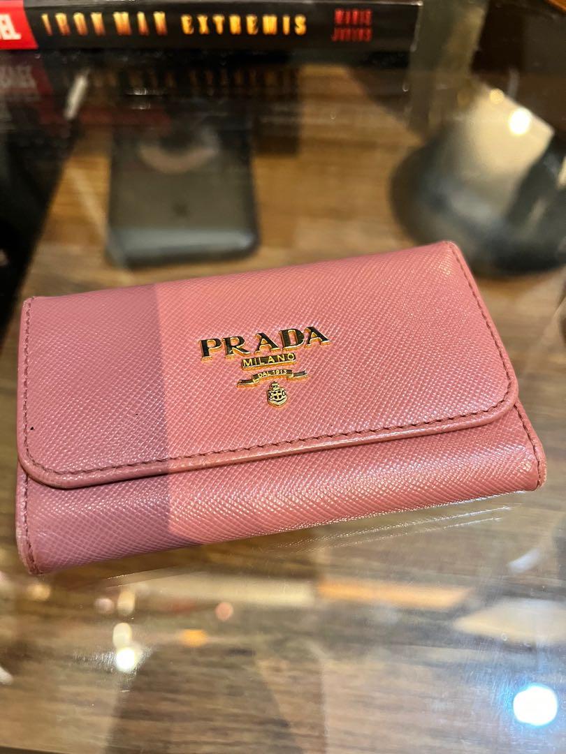 Prada saffiano key holder (Category: Luxury Bags & Wallets) located in Cavite. Submitted by rraaa32 (Listing ID 1150259911, Image 1). Description: .