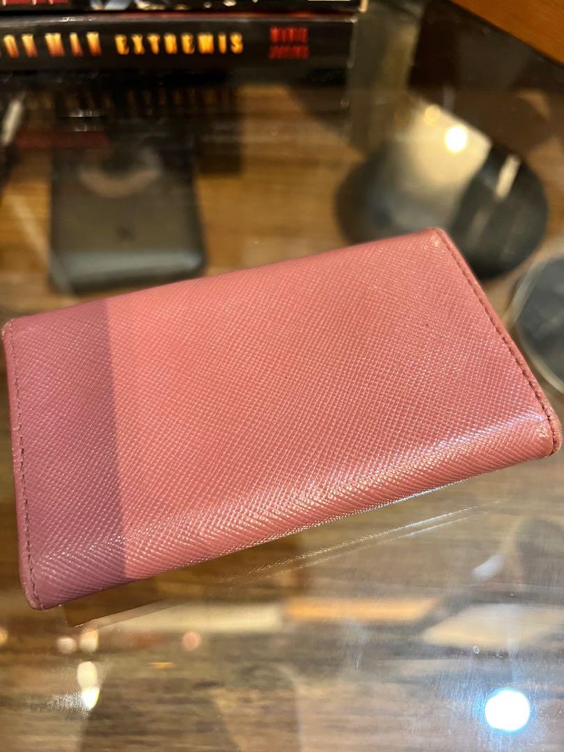 Prada saffiano key holder (Category: Luxury Bags & Wallets) located in Cavite. Submitted by rraaa32 (Listing ID 1150259911, Image 2). Description: .