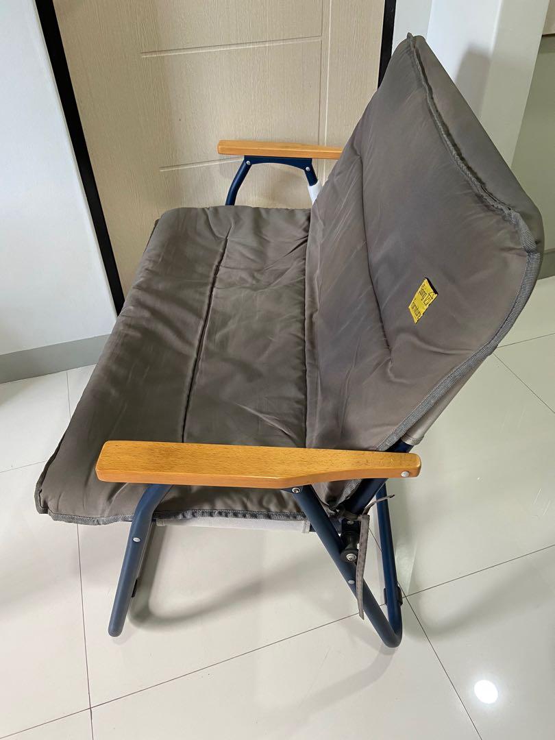 Pre-loved Going Furniture 2-seater Foldable Sofa (Category: Sofas) located in Mandaluyong City. Submitted by tophercs23 (Listing ID 1150357829, Image 3). Description: Pre-loved Going Furniture 2-seater Foldable Sofa for sale •made of steel, fabric and wood •foldable •washable .