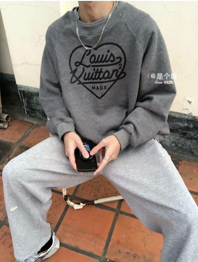 Unused LV x Nigo Human Made sweater / Louis Vuitton crossover 灰色愛心衞衣, 名牌,  服裝- Carousell