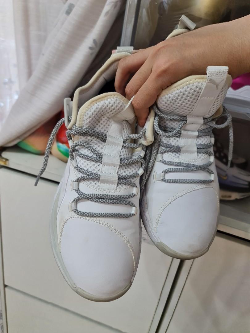 Uproar core outlet basketball shoes