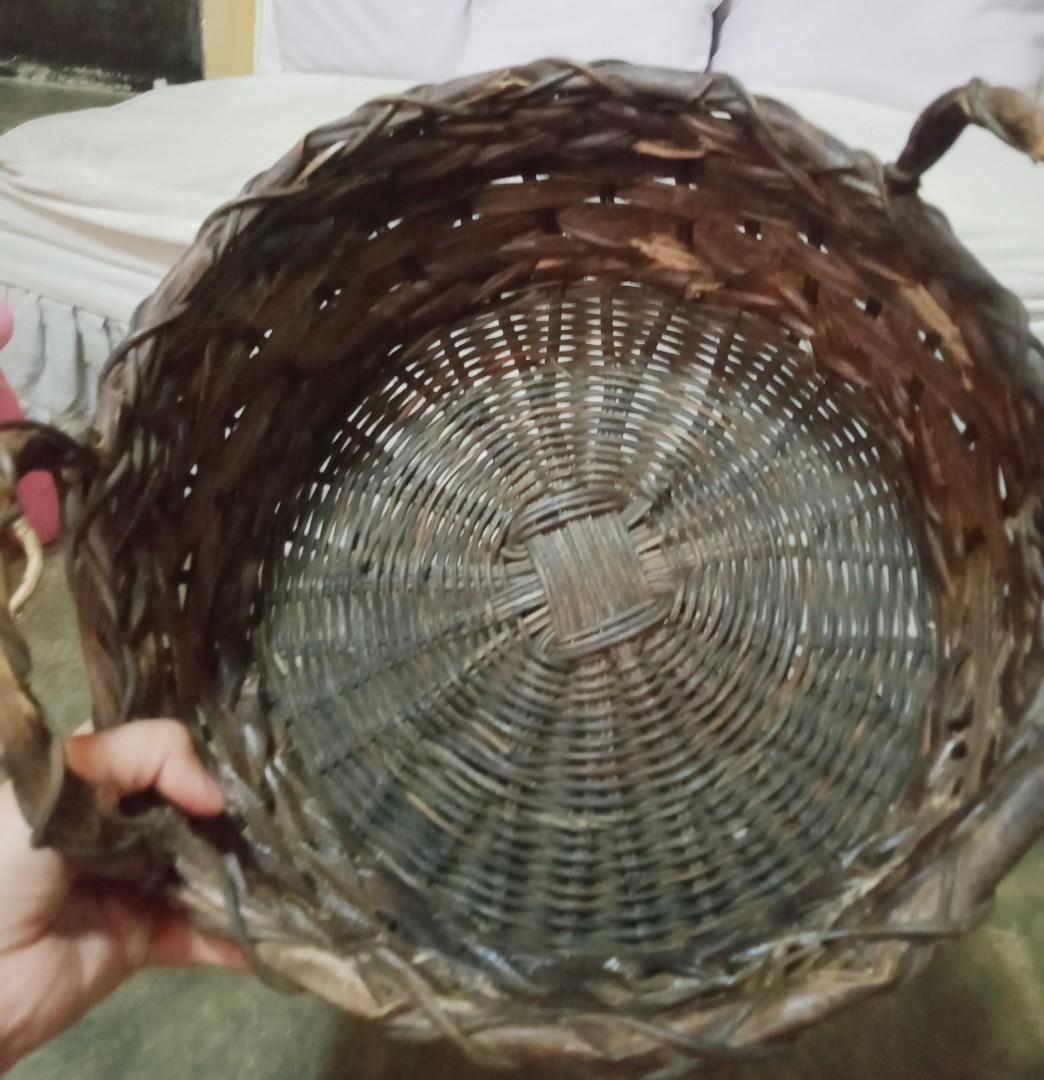 Round Native Basket (Category: Gift Baskets & Hampers) located in Quezon City. Submitted by Dbakerbel_th (Listing ID 1150227784, Image 3). Description: ✅14" Round ✅7" Height.
