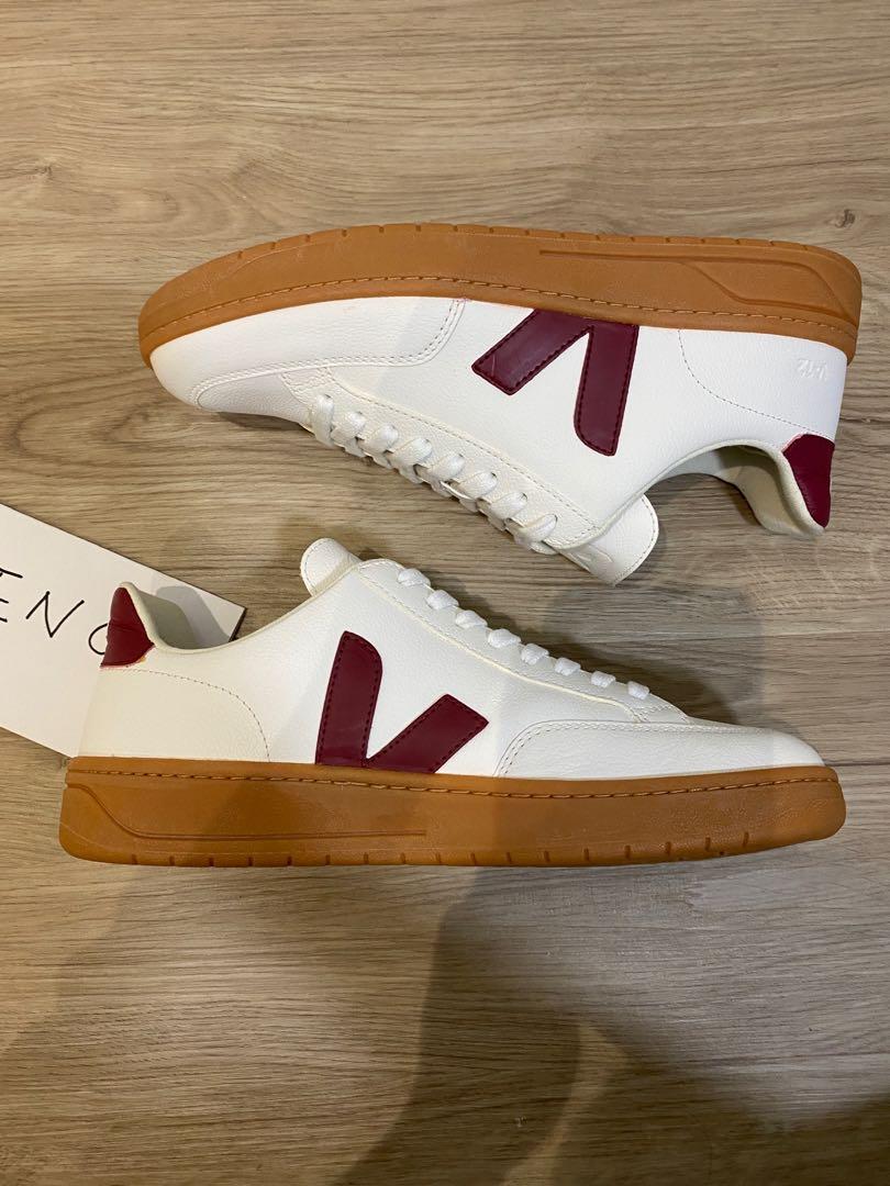 veja v12 gum sole womens