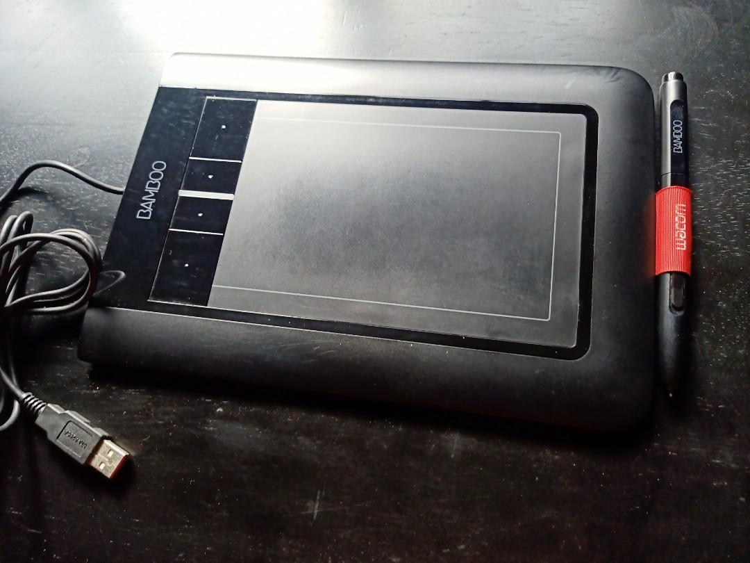 [WACOM] Bamboo Pen & Touch Tablet (Category: Other Accessories) located in Manila. Submitted by giogahol (Listing ID 1150218742, Image 2). Description: WACOM Bamboo Pen & Touch Tablet PHP 900.00 Purchased from Carousell last year but used only for a design project. - 100% functional and user-friendly - Very minor signs of use - Comes in original box, all parts and accessories complete including replacement nibs for the pen.