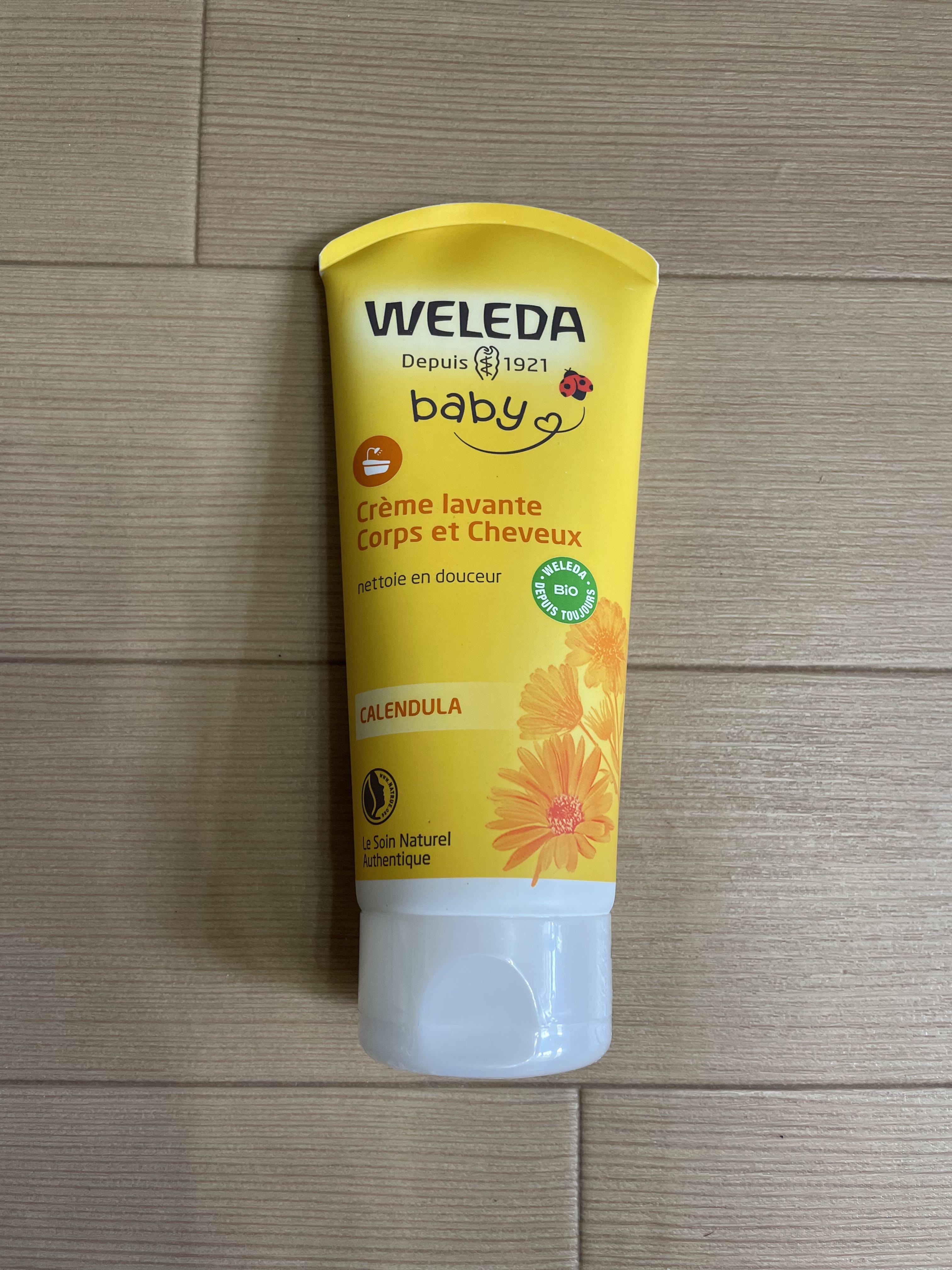 Weleda 金盞花嬰幼兒潔膚洗髮乳 200ml （分類：洗澡及換尿片 - 清潔用品）位於 Hong Kong。 由 glowingfacess 提交（商品編號 1150354927，圖片 1）。簡介： 用途或功能： 溫和潔膚洗髮 特性： 輕柔泡沫配方含天然金盞花，溫和潔淨嫩膚和幼髮，皮膚軟滑，頭髮易梳 配合滋潤杏仁油，防禦乾燥，紓緩刺激 極溫和，減低刺激眼睛 兒科醫生推薦使用 適用範圍： 幼嫩膚質及髮質適用。